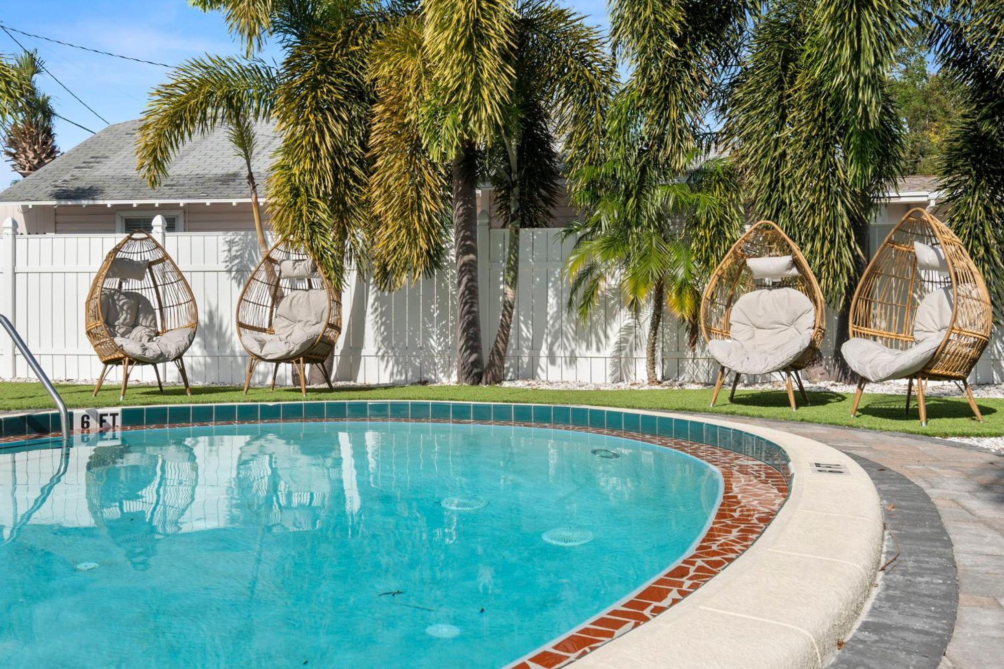1K Bed Studio Apt With Shared Pool 06 Clearwater Exterior photo